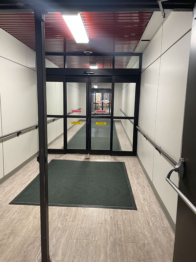 pasillo-hospital-diagnostico-sindrome-de-berdon-mmihs-geneticas-megacistis-microcolon-hipoperistalsis-intestinal-sindrome